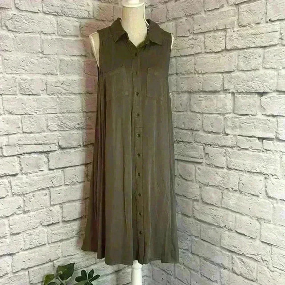 Mossimo Supply Co. Dresses & Skirts - Mossimo Women's dress Army green sleeveless Size XS NWT